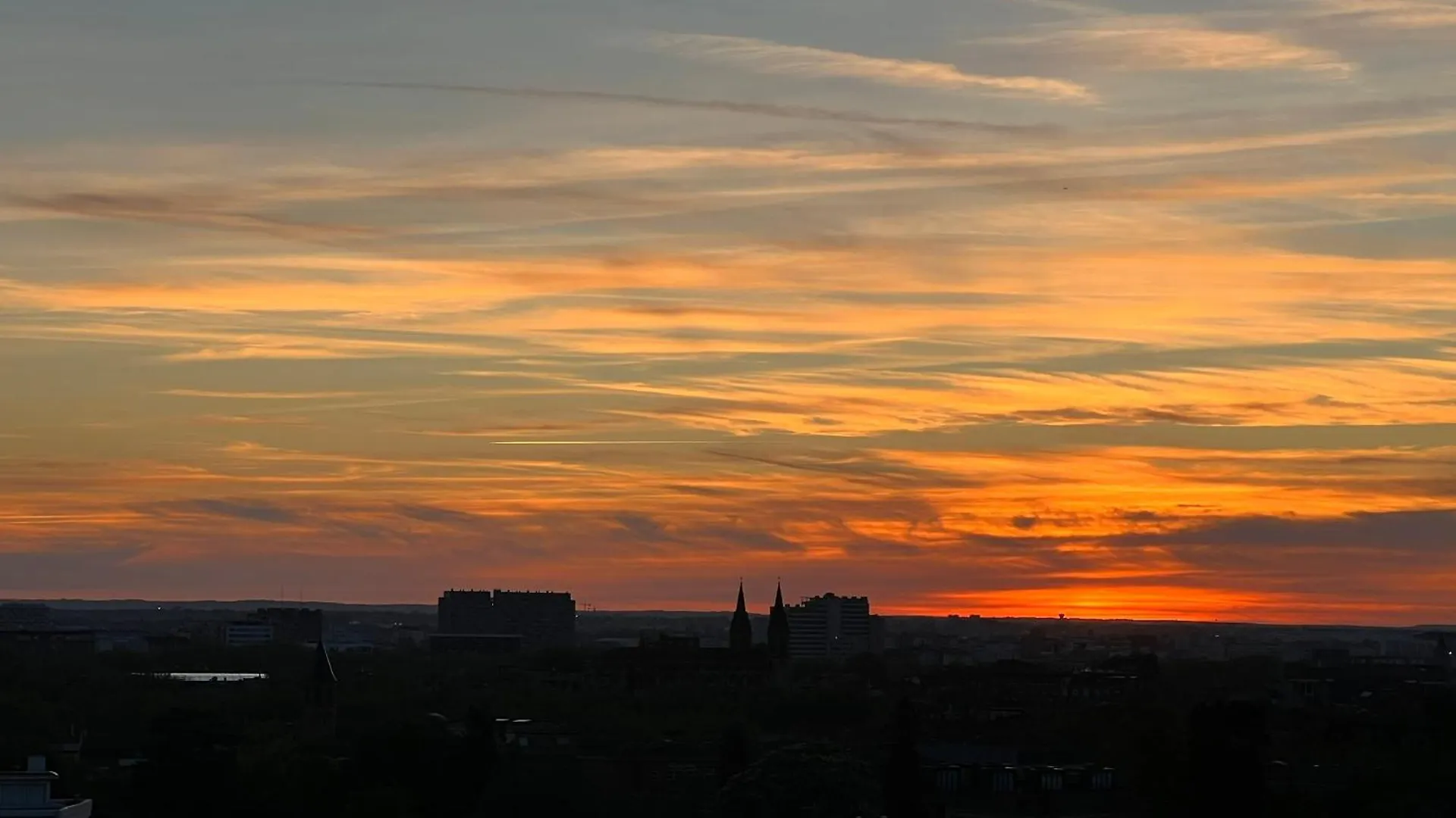 Sunset Duplex - Grand-Rond, Jardin Des Plantes, Centre-Ville, 2 Bdrs 60M2, Ac, Free Public Car Park 200M Away, Netflix - T3 60M2 Avec Clim, Parking Public Gratuit A 200M Τουλούζη