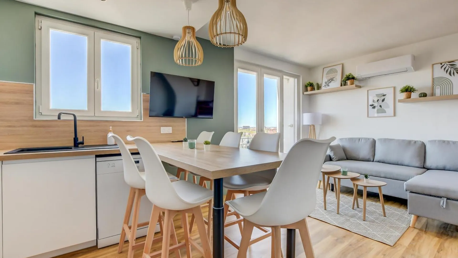 Sunset Duplex - Grand-Rond, Jardin Des Plantes, Centre-Ville, 2 Bdrs 60M2, Ac, Free Public Car Park 200M Away, Netflix - T3 60M2 Avec Clim, Parking Public Gratuit A 200M Τουλούζη 0*,  Γαλλία