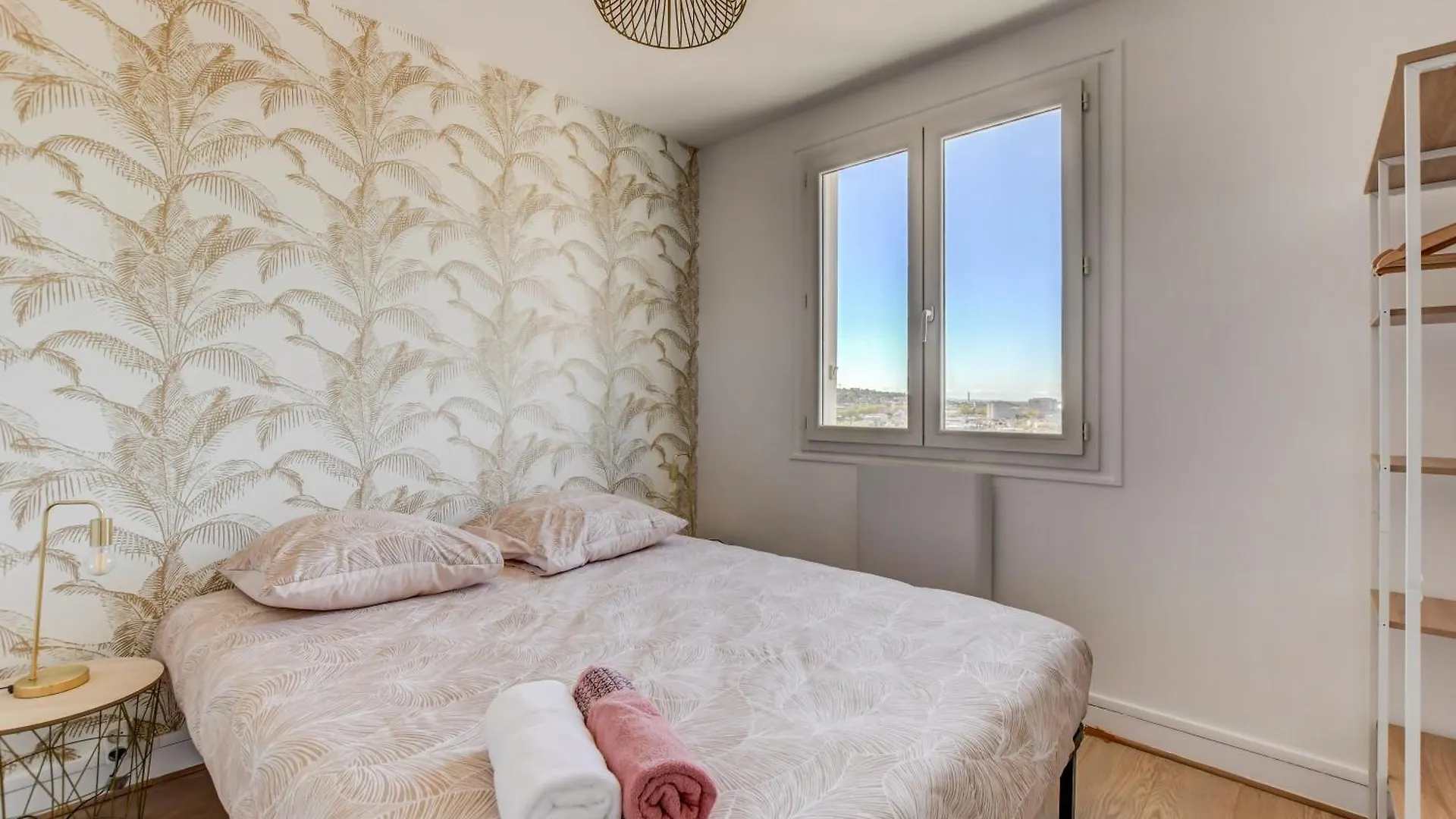 Διαμέρισμα Sunset Duplex - Grand-Rond, Jardin Des Plantes, Centre-Ville, 2 Bdrs 60M2, Ac, Free Public Car Park 200M Away, Netflix - T3 60M2 Avec Clim, Parking Public Gratuit A 200M Τουλούζη